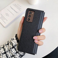 Cross Black